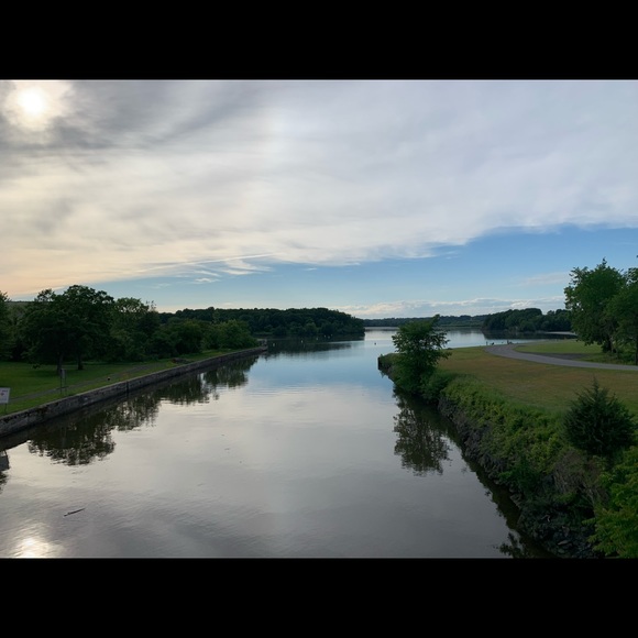 Meet your Posher, Rachel - Picture 1 of 1